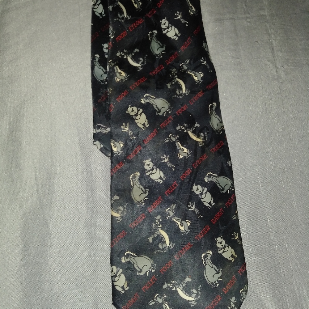 Pooh tie
